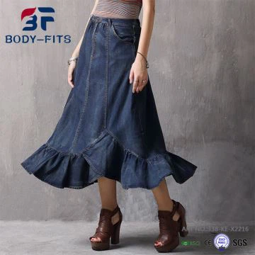 Asymetryczna spódnica jeansowa midi